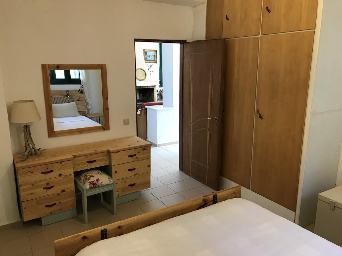 Temenia House Villa Eksteriør bilde